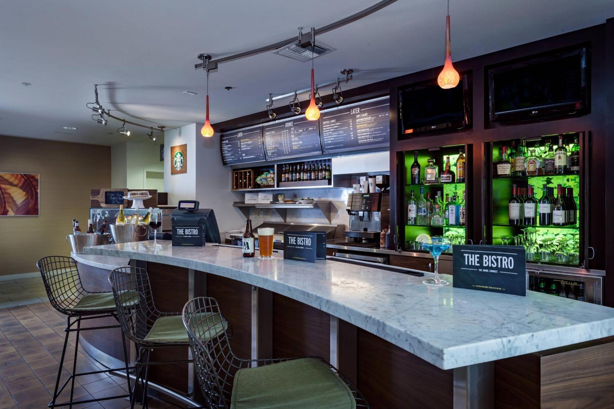 Courtyard By Marriott Stockton Hotel Buitenkant foto