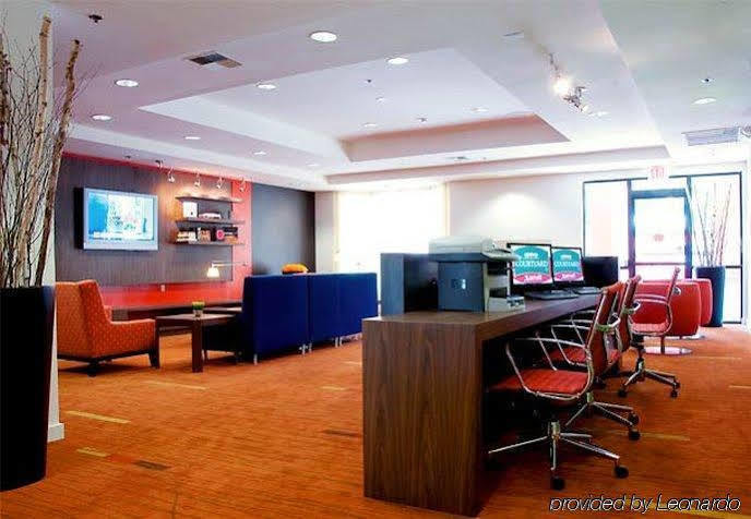 Courtyard By Marriott Stockton Hotel Buitenkant foto