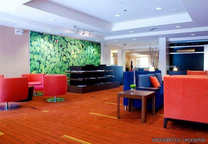 Courtyard By Marriott Stockton Hotel Buitenkant foto